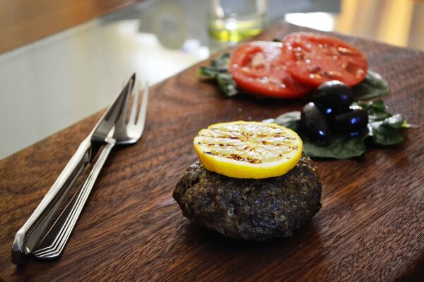 food, burger, beef, grill, bifteki, greek food, lemon, grilled, tomato, olives, vegetables, salad, meat, hamburger, fast, delicious, american, unhealthy, cuisine, fastfood, brown meat, brown lemon, brown burger
